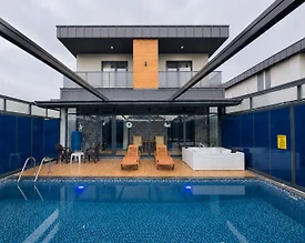 Sapanca Kırkpınar'da Sakin Konumda, Kapalı Havuzlu, Kiralık Villa - 2