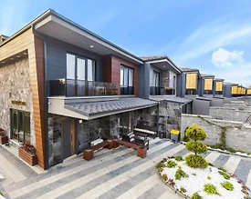 Sapanca Kırkpınar'da Sakin Konumda, Kapalı Özel Havuzlu, Kiralık Villa - 2