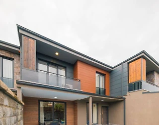 Sapanca Kırkpınar'da Yemyeşil Bahçeli, Özel Havuzlu, Modern Villa - 4