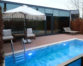 Sapanca Kırkpınar'da Yeşillikler İçerisinde, Isıtmalı Özel Havuzlu, Tiny House - 2