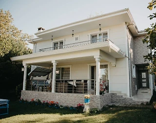 Sapanca Kırkpınar'da Yeşillikler İçerisinde, Özel Havuzlu, Kiralık Villa - 1