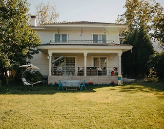 Sapanca Kırkpınar'da Yeşillikler İçerisinde, Özel Havuzlu, Kiralık Villa - 2