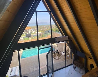 Sapanca Kurtköy'de Doğa İçerisinde, Isıtmalı Havuzlu, Modern Bungalov - 5