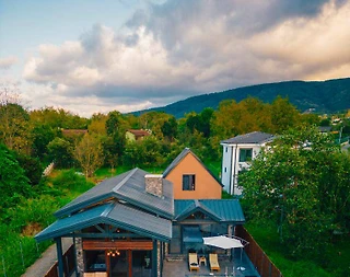 Sapanca Kurtköy'de Yemyeşil Doğa İçinde, Isıtmalı Havuzlu, Lüks Villa - 4