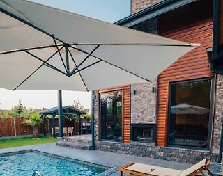 Sapanca Kurtköy'de Yemyeşil Doğa İçinde, Isıtmalı Havuzlu, Lüks Villa - 1