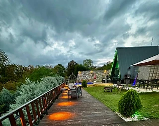 Sapanca Kuruçeşme'de Göl Manzaralı, Isıtmalı Havuzlu, Kiralık Bungalov - 3