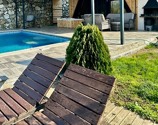 Sapanca Kuruçeşme'de Göl Manzaralı, Isıtmalı Havuzlu, Kiralık Bungalov - 1