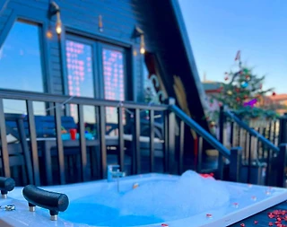 Sapanca Kuruçeşme'de Doğa İçerisinde, Isıtmalı Havuzlu, Şık Bungalov - 4