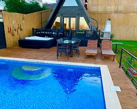 Sapanca Kuruçeşme'de Doğa İçerisinde, Isıtmalı Havuzlu, Kiralık Bungalov - 2
