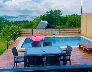 Sapanca Kuruçeşme'de Doğa İçerisinde, Isıtmalı Havuzlu, Şık Bungalov - 5