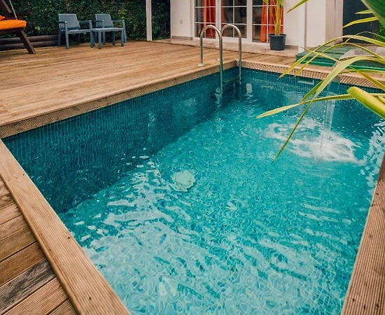 Sapanca Rüstempaşa’da Modern Tasarımlı, Özel Havuzlu, Lüks Bungalov - 1