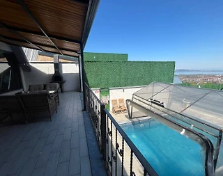 Sapanca Mahmudiye'de Çekirdek Ailelere Uygun, Özel Havuzlu, Konforlu Bungalov - 1
