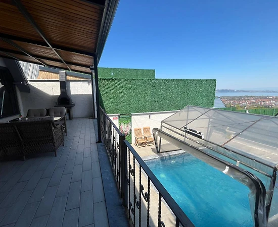 Sapanca Mahmudiye'de Çekirdek Ailelere Uygun, Özel Havuzlu, Konforlu Bungalov - 1