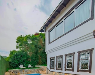 Sapanca Mahmudiye'de Geniş Bahçeli, Özel Havuzlu, Kiralık Villa - 4