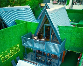 Sapanca Mahmudiye'de Göl Manzaralı, Isıtmalı Havuzlu, Balayı Bungalovu - 1
