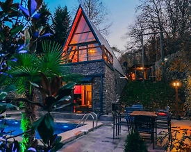 Sapanca Memnuniye'de Ferah Yapıya Sahip, Özel Havuzlu, Kiralık Bungalov - 2