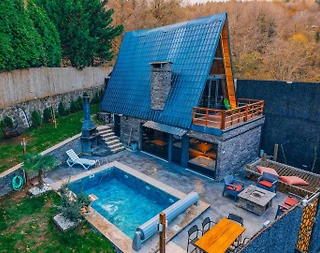 Sapanca Memnuniye'de Kalabalık Ailelere Uygun, Jakuzili, Şık Bungalov - 1