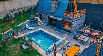 Bungalow with Jacuzzi, Suitable for Crowded Families in Sapanca