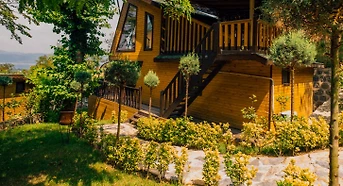 Sapanca Nailiye'de Balayı Çiftlerine Uygun, Minimalist, Lüks Bungalov