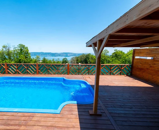 Sapanca Nailiye'de Doğa İçerisinde, Isıtmalı Havuzlu, Konforlu Villa - 1