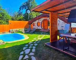 Sapanca Nailiye'de Enfes Göl Manzaralı, Özel Havuzlu, Ferah Bungalov - 2