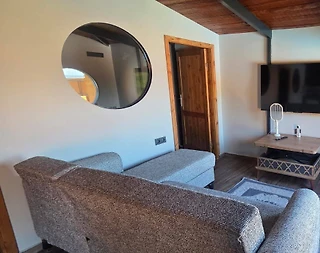 Sapanca Nailiye'de Enfes Göl Manzaralı, Özel Havuzlu, Ferah Bungalov - 4