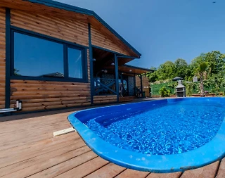 Sapanca Nailiye'de Göl Manzaralı, Isıtmalı Havuzlu, Şık Villa - 1