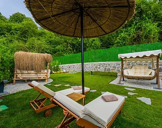 Sapanca Nailiye'de Tesis İçerisinde, Özel Havuzlu, Kiralık Villa - 3