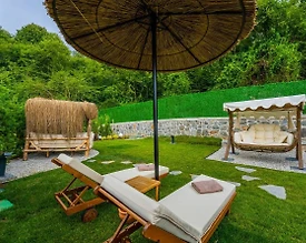 Sapanca Nailiye'de Tesis İçerisinde, Özel Havuzlu, Kiralık Villa - 3