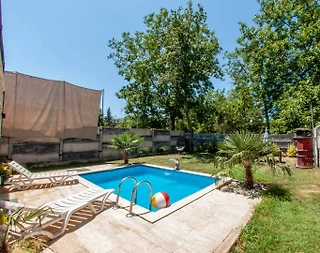 Sapanca Rüstempaşa'da Doğa İle İç İçe, Isıtmalı Havuzlu, Lüks Bungalov - 3