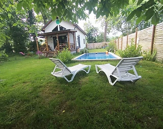 Sapanca Rüstempaşa'da Geniş Bahçeli, Özel Havuzlu, Modern Bungalov - 3