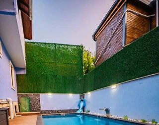 Sapanca Rüstempaşa'da Merkezi Konumda, Isıtmalı Havuzlu, Kiralık Villa - 2