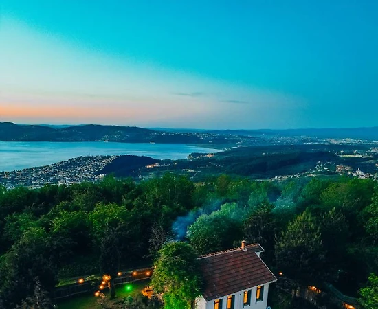 Sapanca Şükriye'de Doğa Manzaralı, Özel Havuzlu, Jakuzili Villa - 1