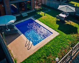 Sapanca Uzunkum'da Göl Manzaralı, Isıtmalı Özel Havuzlu, Kiralık Bungalov  - 3