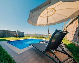 Sapanca Uzunkum'da Modern Tasarımlı, Özel Havuzlu, Ferah Bungalov - 3