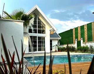 Sapanca Kırkpınar'da Sakin Doğada, Özel Havuzlu, Lüks Bungalov - 2