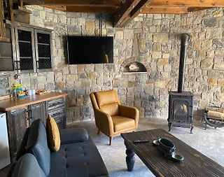 Sapanca Yanık'ta Doğanın Kucağında, Tesis İçerisinde, Kiralık Taş Ev - 4