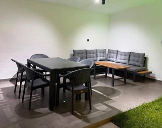 Sapanca Yanık'da Modern Tasarımlı, Özel Havuzlu, Konforlu Bungalov - 5