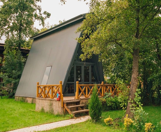 Sapanca Yanık'ta Yeşillikler İçerisinde, Kahvaltı Dahil, Kiralık Bungalov - 1