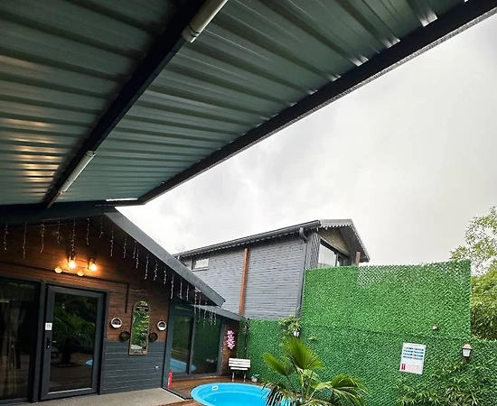 Sapanca Yanık'ta Doğanın İçerisinde, Özel Havuzlu, Minimalist Bungalov - 1
