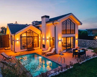 Sapanca Yanık'ta Doğanın Kalbinde, Isıtmalı Özel Havuzlu, Şık Bungalov - 1