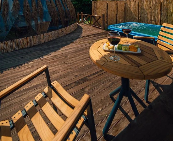 Sapanca Yanık'ta Doğanın Kucağında, Serinleme Havuzlu, Modern Glamping - 1