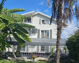 Sapanca Yanık'ta Geniş Bahçeli, Isıtmalı Özel Havuzlu, Lüks Villa - 2