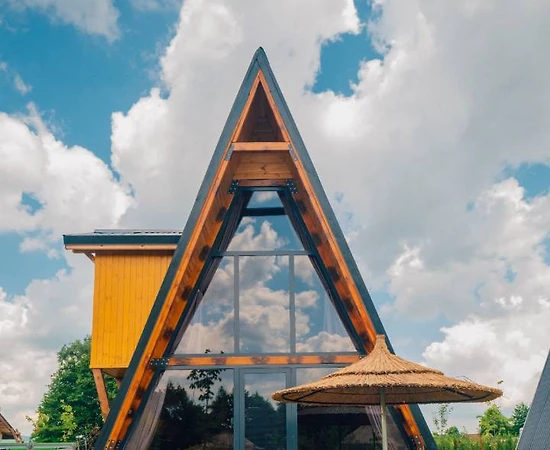 Sapanca Yanık’ta Doğayla İç İçe, Kahvaltı Dahil, Lüks Bungalov - 1