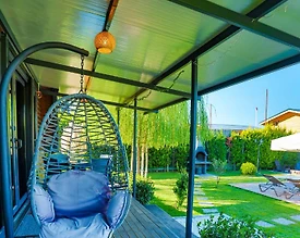 Sapanca Yanık'ta Tesis İçerisinde, Isıtmalı Havuzlu, Lüks Bungalov - 3