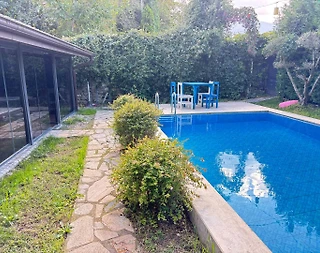 Sapanca Yanık'ta Yemyeşil Bahçeli, Özel Havuzlu, 2+1 Kiralık Villa - 1