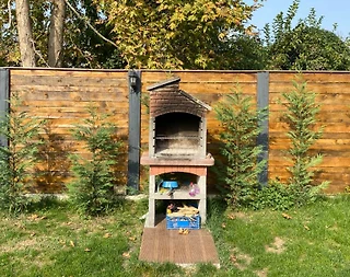 Sapanca Yeni'de Merkezi Konumda, Isıtmalı Havuzlu, Kiralık Bungalov - 3