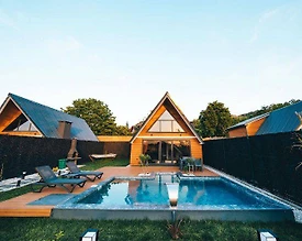 Sapanca Kuruçeşme'de Huzurlu Konumda, Özel Havuzlu, Kiralık Bungalov - 2