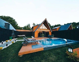 Sapanca Kuruçeşme'de Huzurlu Konumda, Özel Havuzlu, Şık Bungalov - 4