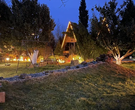 Sapanca Yanık'ta Doğanın İçerisinde, Ortak Havuzlu, Kiralık Bungalov - 1